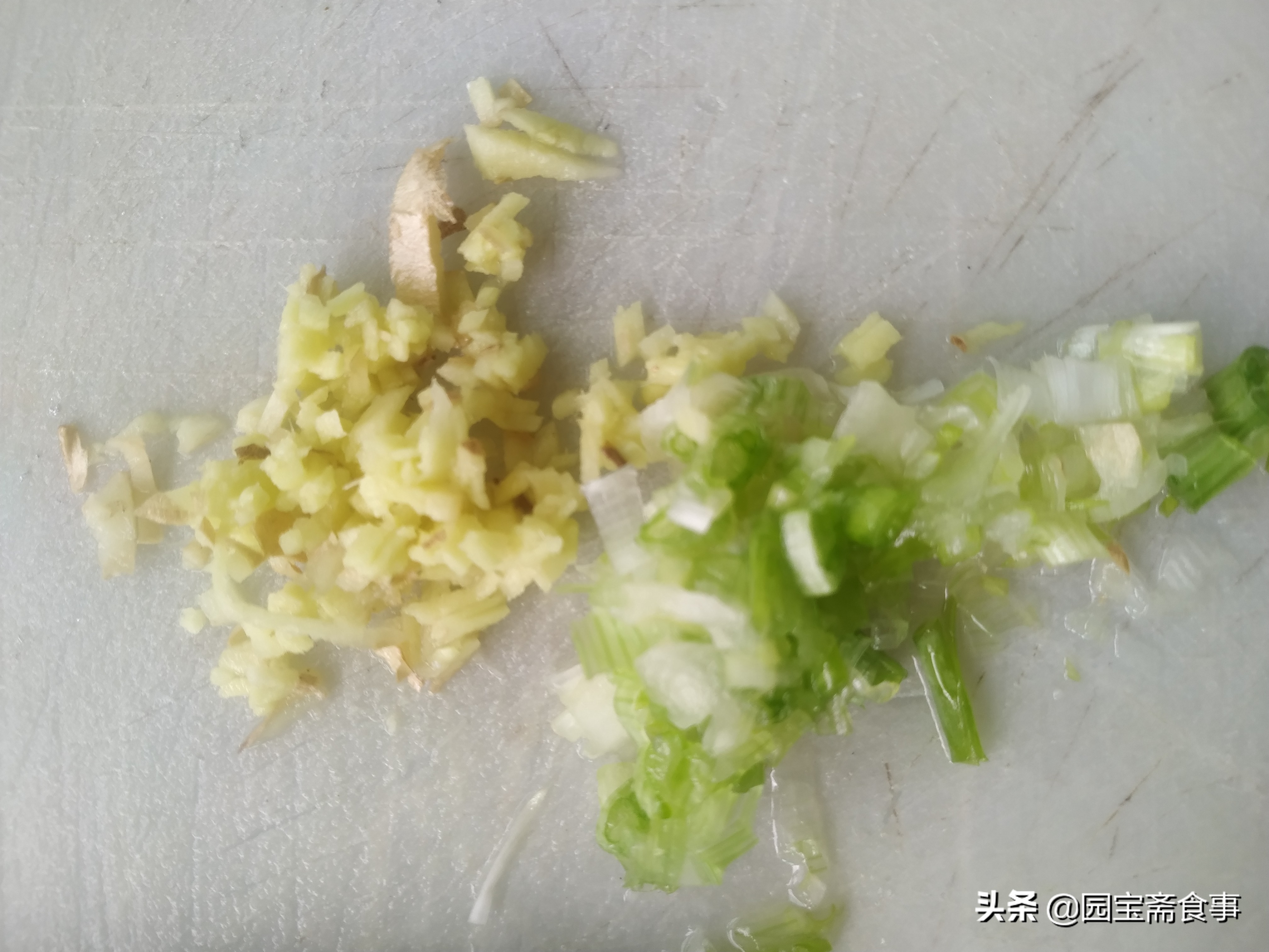 老北京焖酥带鱼的正宗做法,去骨蒸带鱼的正宗做法