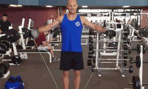 卧推肩膀疼怎么缓解,卧推肩膀疼如何做康复