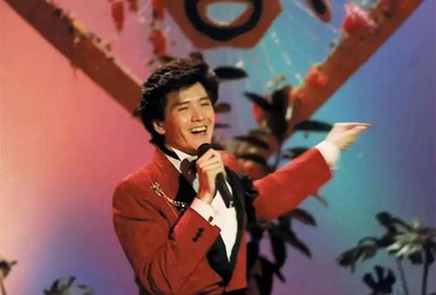 费翔上春晚幕后故事,费翔1987春晚幕后故事