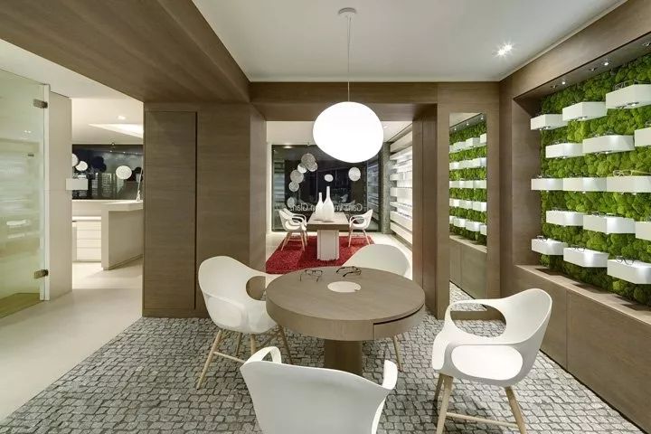 眼镜店怎样吸引顾客进店,如何提高眼镜店进店量