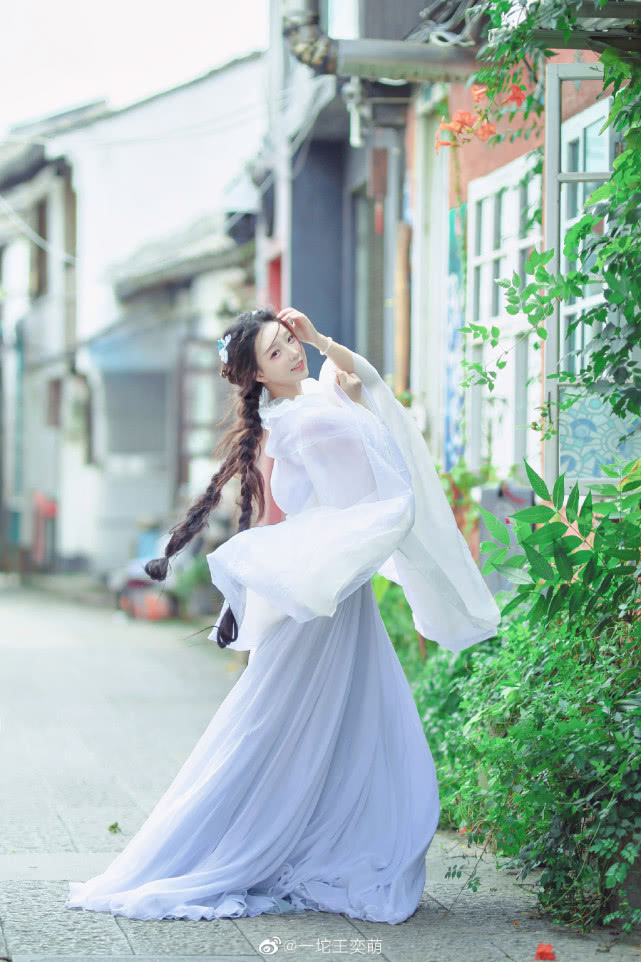 榛勬硥鎽嗘浮cos,榛勬硥鎽嗘浮cosplay