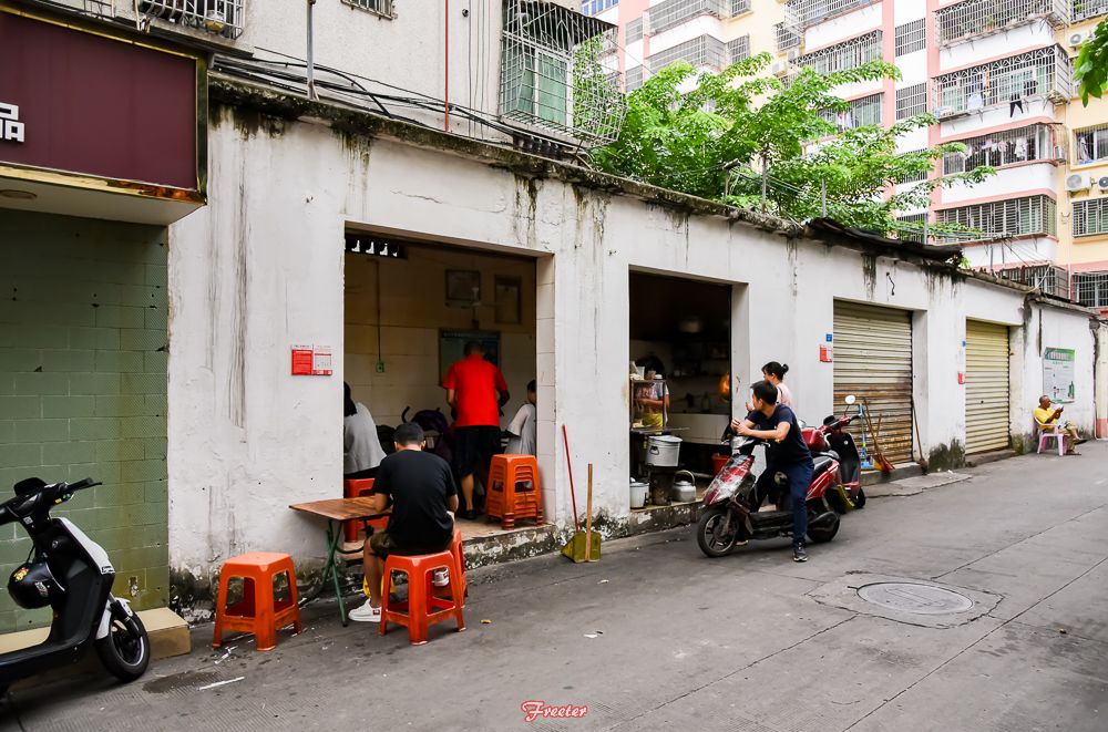 猪脚饭陪海口人长大,海口人陪猪脚饭老去