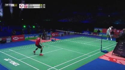 GIF羽毛球技术赏析：李梓嘉，“远网决胜”时代的灯塔