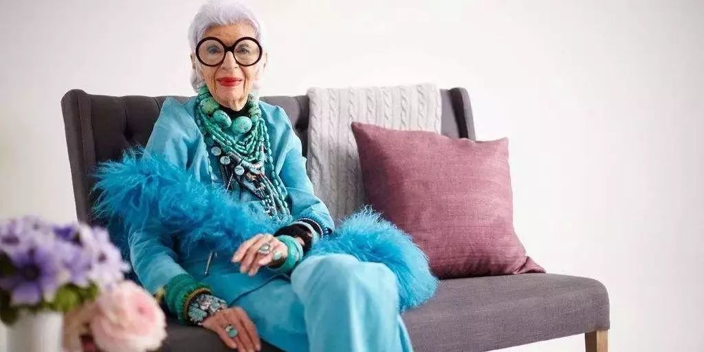 比翡翠还时尚的玉石，连希拉里都被俘获了。