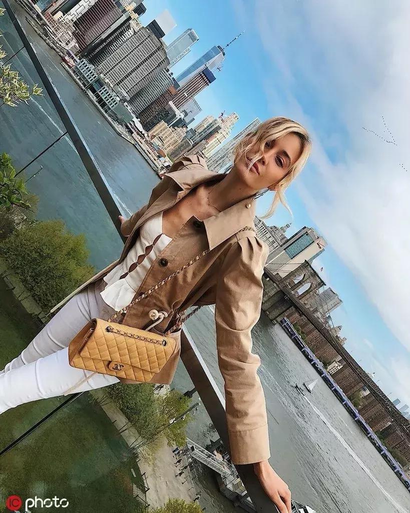 女子挤痘痘颅内感染住进icu,女子挤痘痘引发感染被送急诊