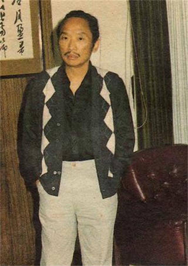 古龙书籍天涯明月刀简介,古龙的抚养费是多少