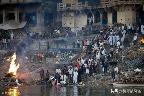 印度人为什么恒河沐浴,印度恒河沐浴是什么习俗