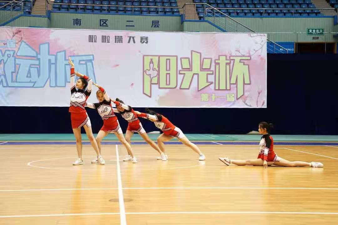 五月动起来图片,五月动起来舞蹈视频