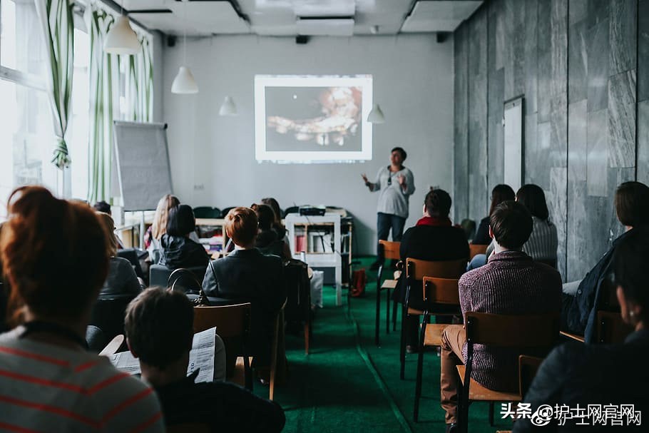 成人高考专升本脱产和函授的区别,成人高考函授业余脱产区别