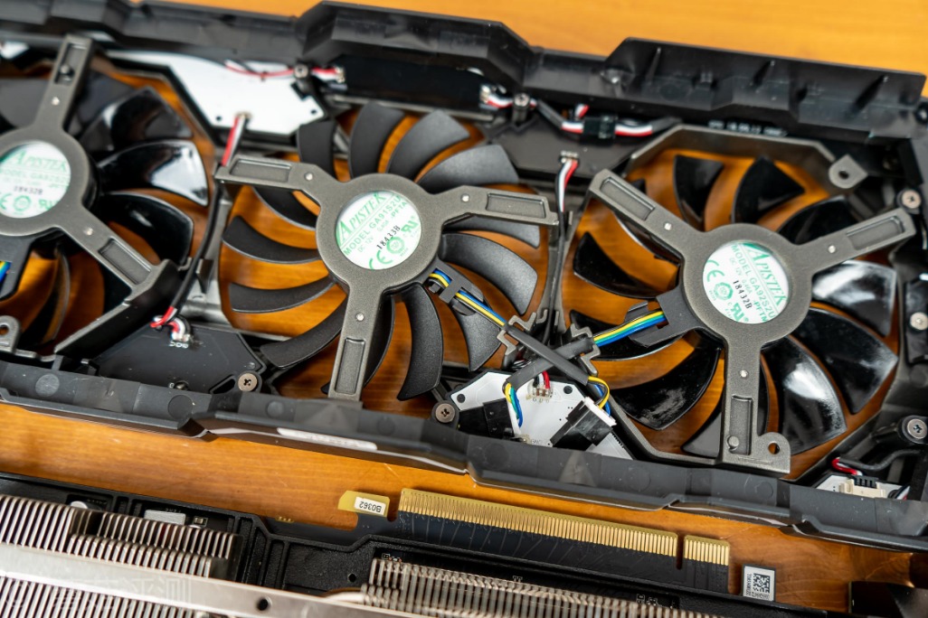 索泰rtx2060深度评测,索泰1060显卡拆解图