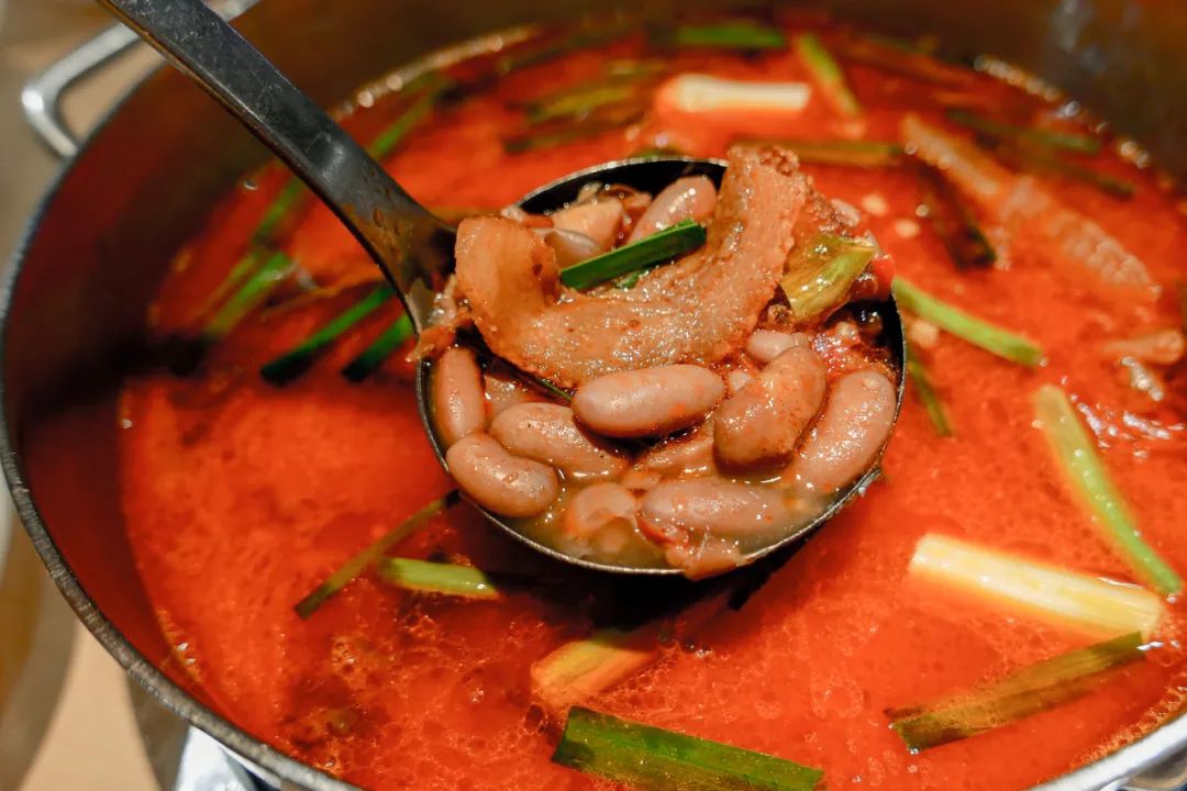 避暑胜地都躲不过45度的高温,避暑胜地美食在哪