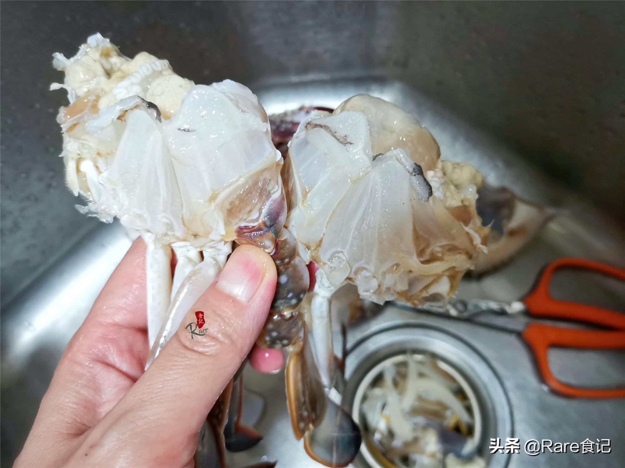 中秋节螃蟹应该怎么做,中秋节螃蟹的正确蒸煮方法