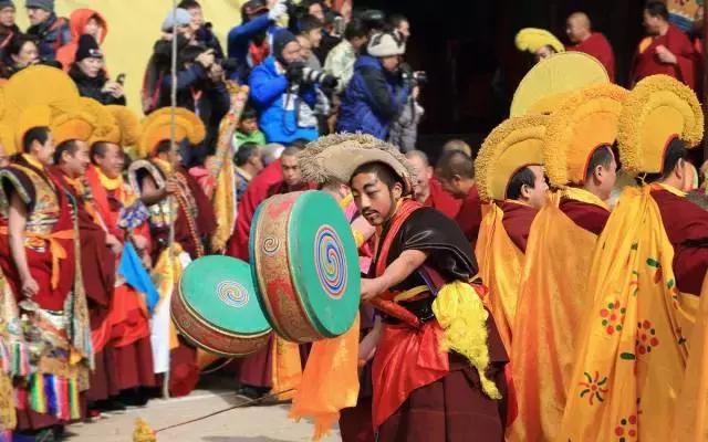 藏族的特色节日是什么节,藏族的特色节是什么