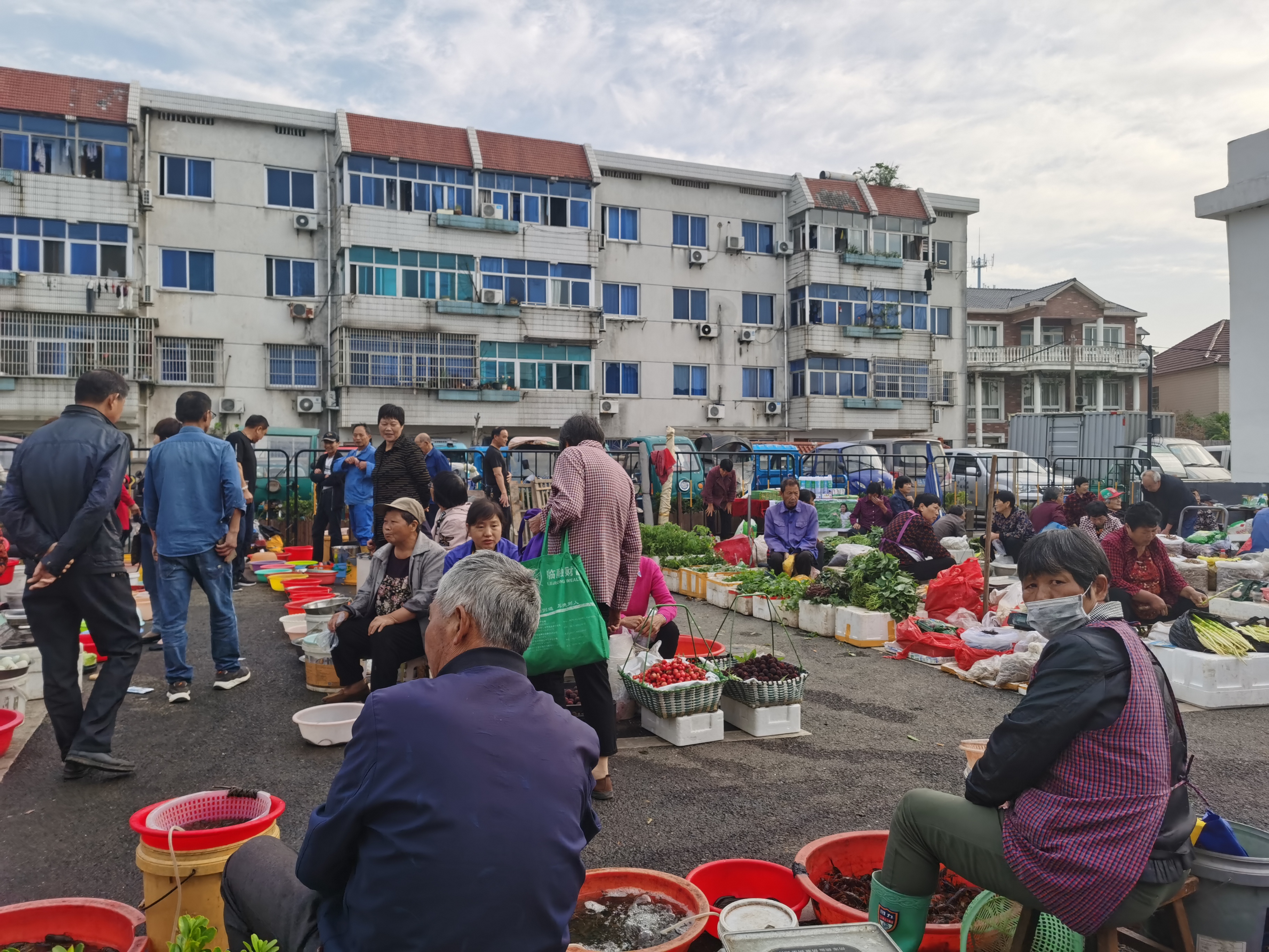 宝宝内热容易烦躁晚上睡不好,宝宝夏季胃口食欲差
