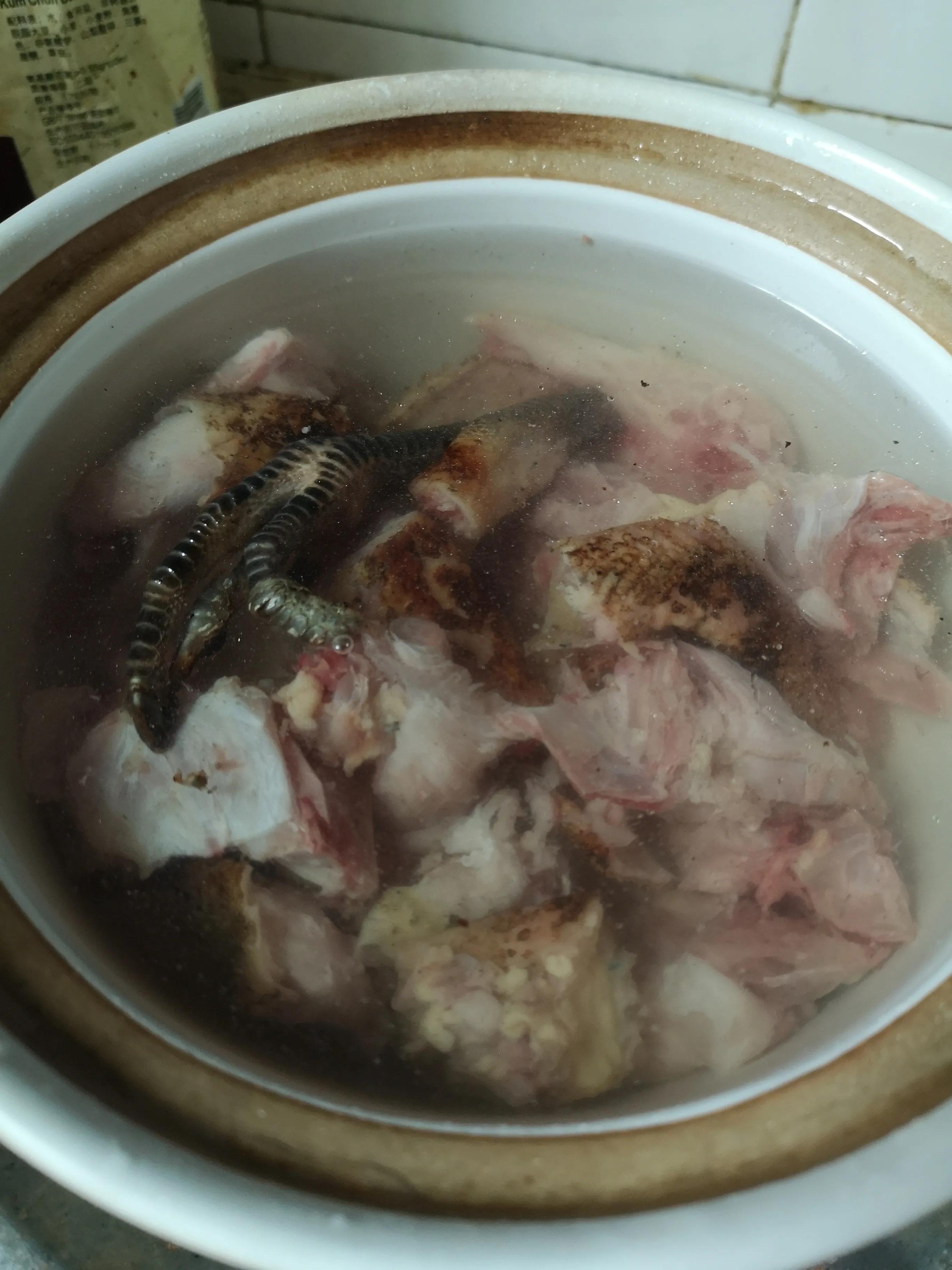 香菇虫草可以和山药一起炖鸡汤吗,秋季滋补虫草菇汤