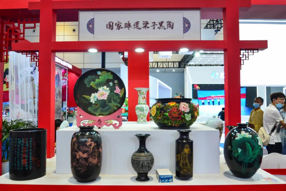 太炫了!穿越黄河、沉浸式体验“鹊华秋色”…文旅博览会成网红打卡地!还有200万消费券等你领!