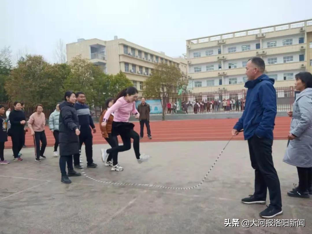 学校庆祝三八妇女节活动美篇,致敬最美的你女神节