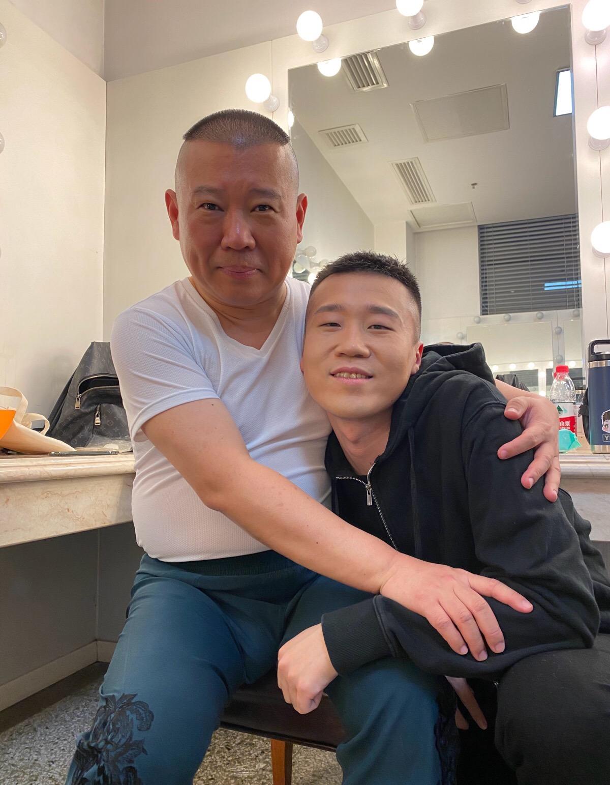 德云社换搭档名场面岳云鹏沈腾,德云社20年庆典完整版岳云鹏沈腾