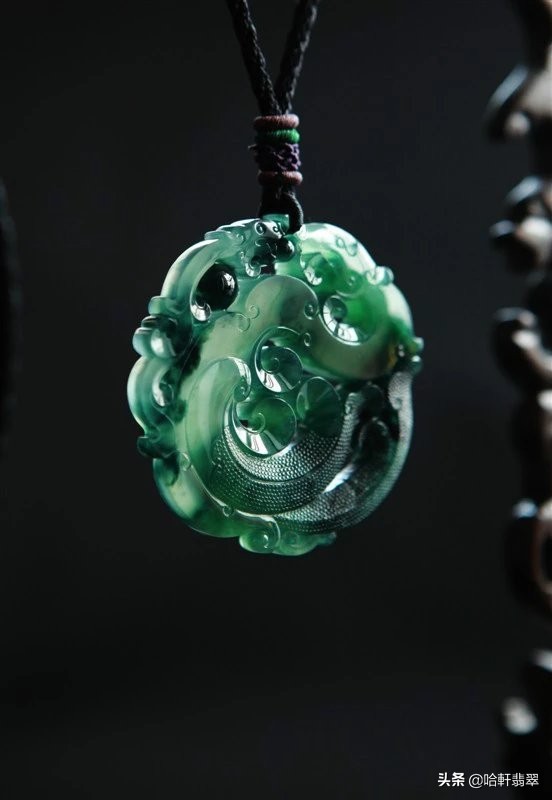 缅甸翡翠占全世界多少,缅甸翡翠每年销售额