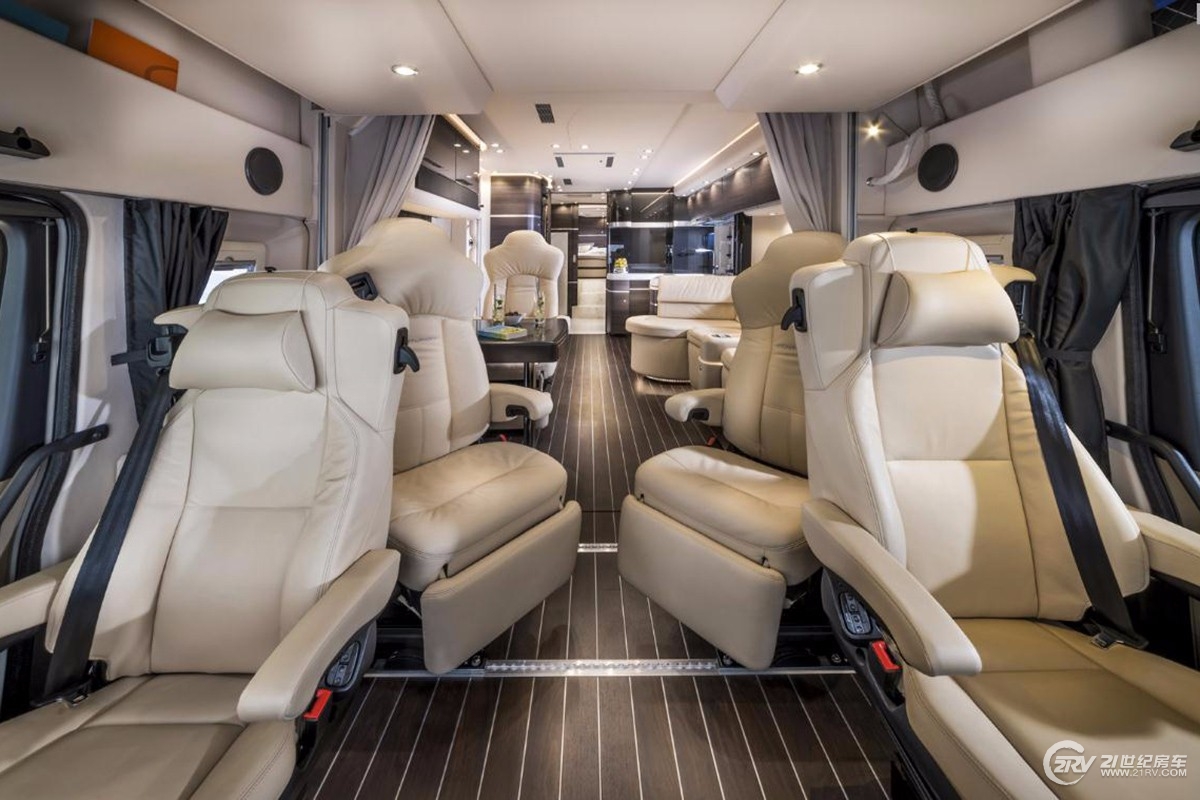 依维柯a型房车二手车,依维柯可拓展房车推荐20-30万左右