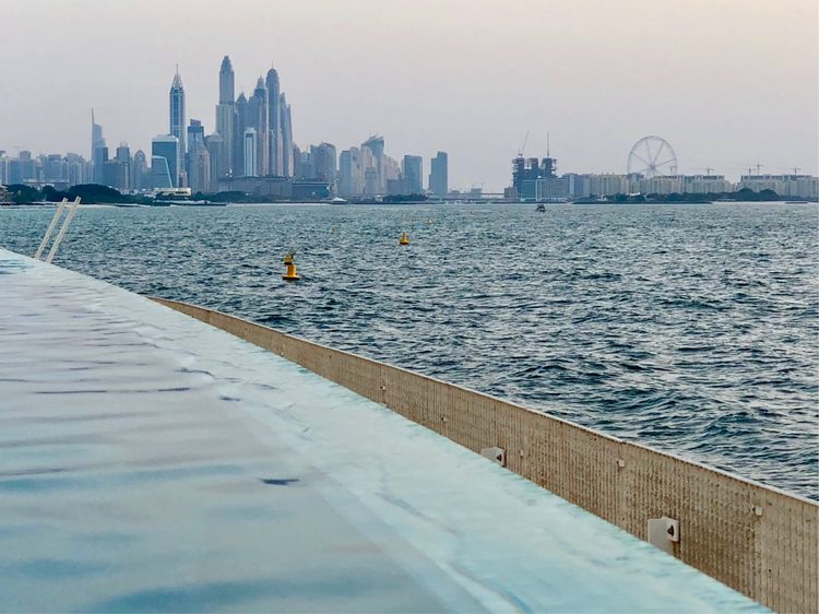 阿联酋是全球最富裕的国家吗,阿联酋最富有的国家