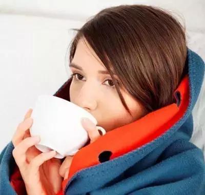 产后骨盆变形会引起膝盖疼吗,产后骨盆变形图片