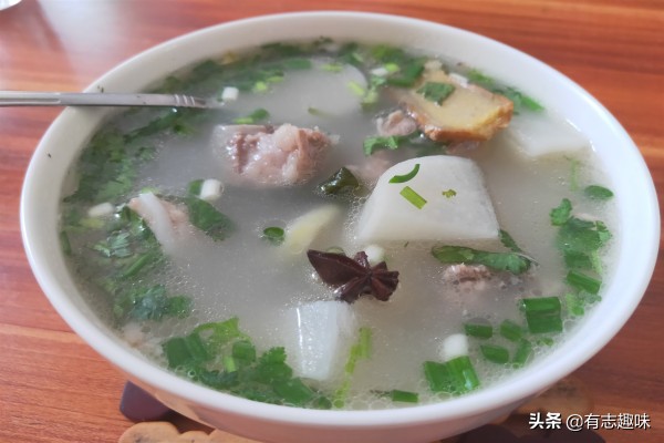 排骨加上“它”、不仅有止咳效果、还是美味的大补汤