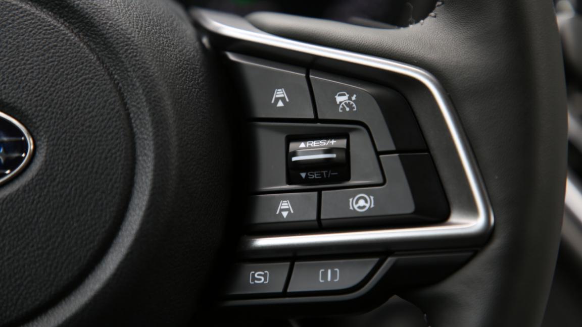 斯巴鲁傲虎2022款试驾视频,全新斯巴鲁傲虎试驾视频此地无垠