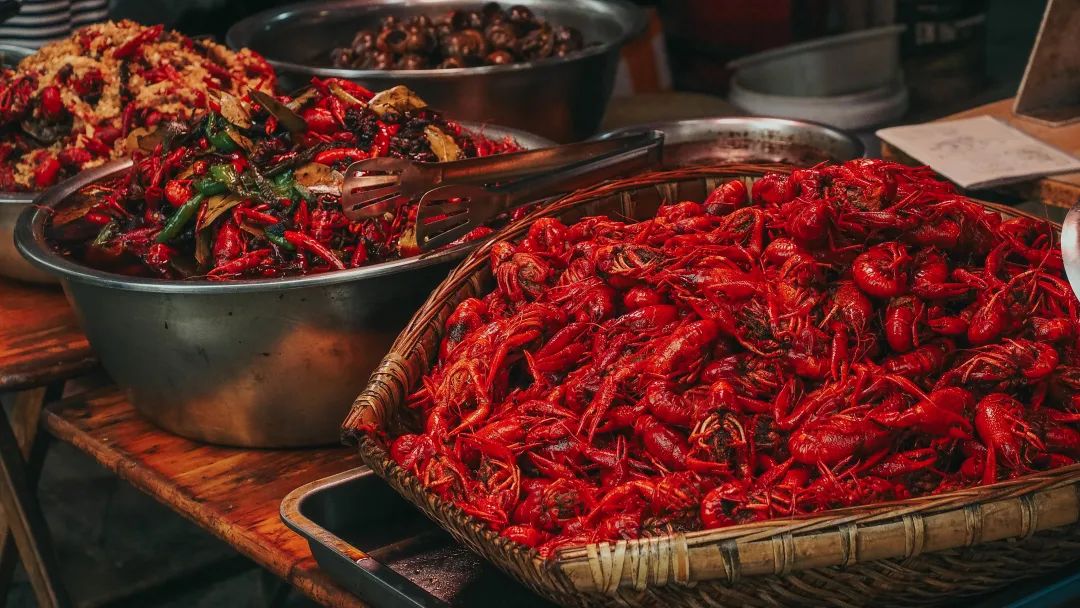 哪个大学的小吃街最有名,哪个大学小吃街最好