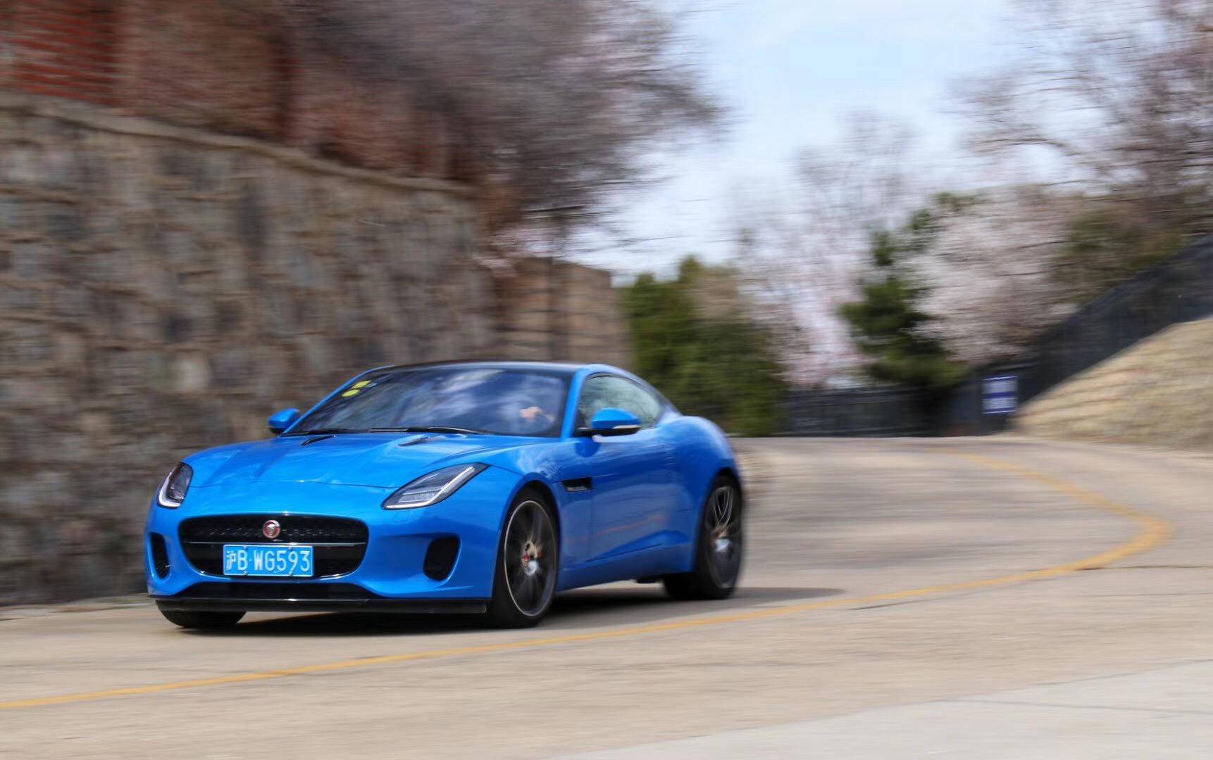 与“赫本”独享二人世界，焦点测试F-TYPE2.0T