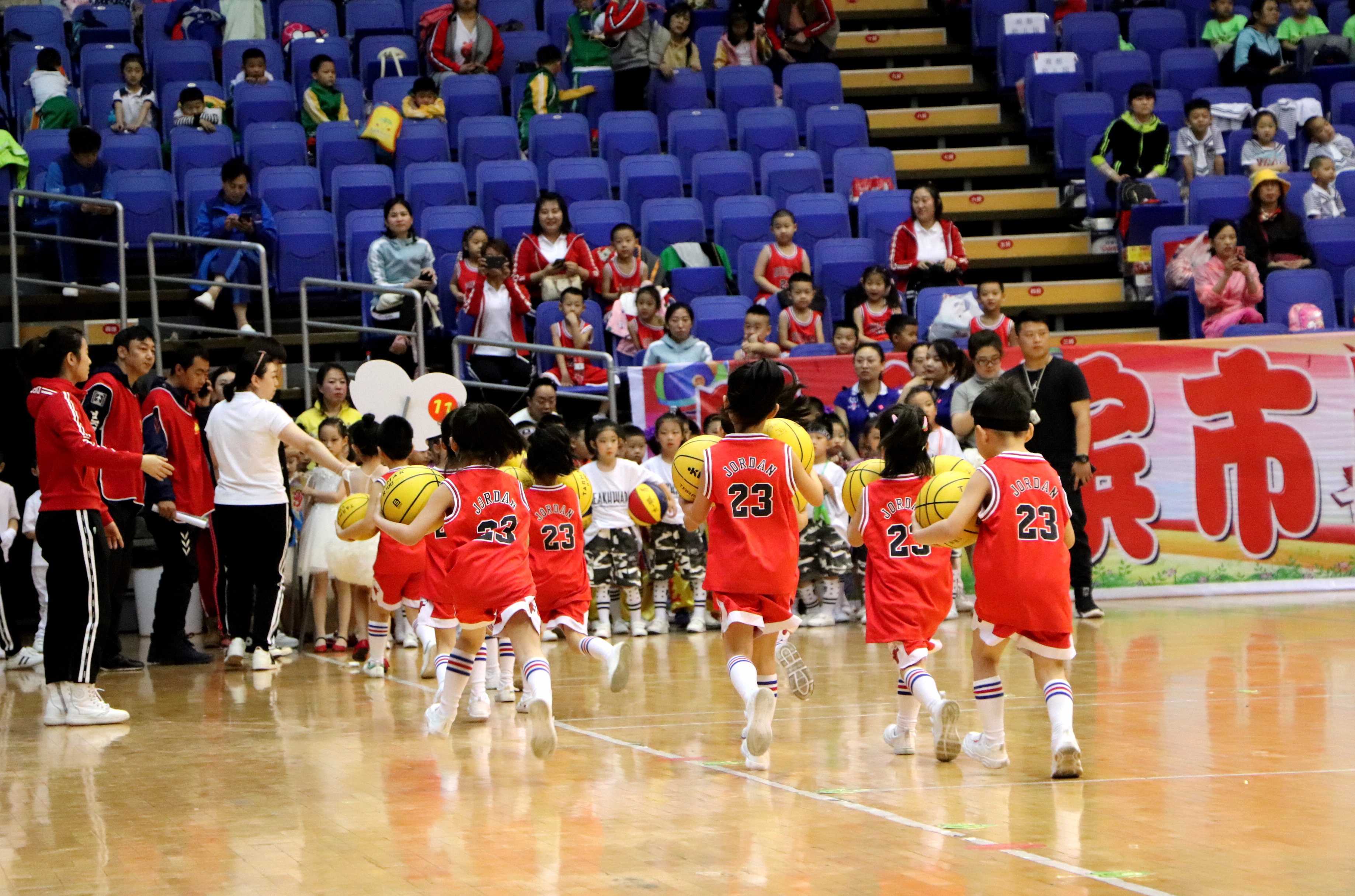 哈尔滨六一亲子运动会,最新哈尔滨六一运动会