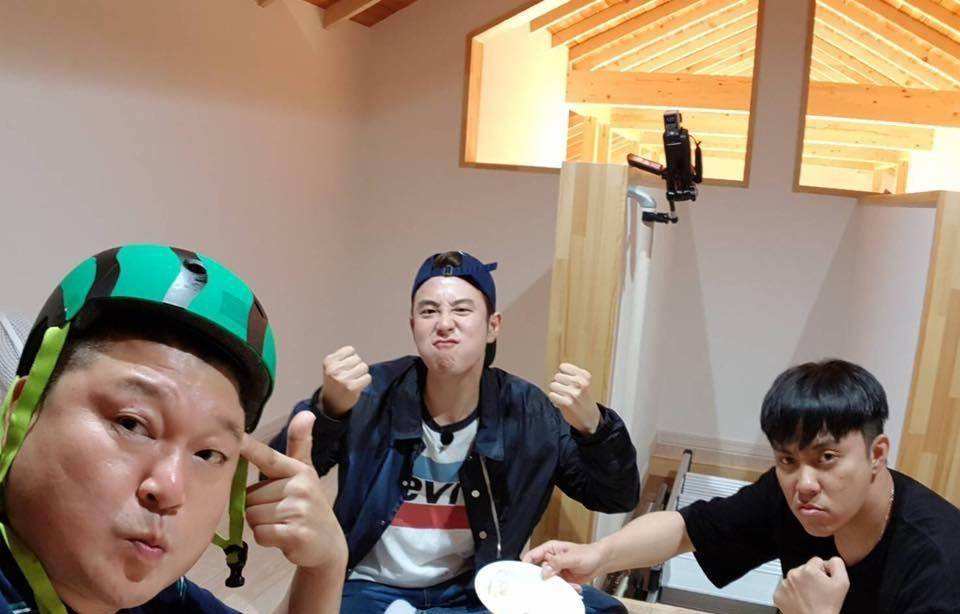 他是韩国顶级爱豆，曾经2次酒驾，结婚2年便离婚，现还活跃在一线