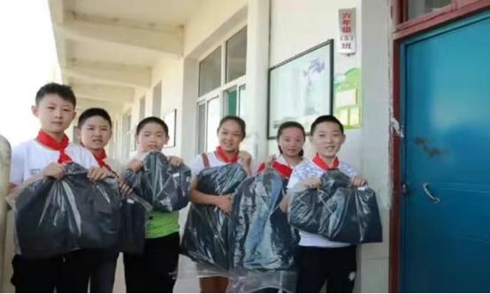 老师催交学费家长怎么回答,催家长缴纳校服费内容