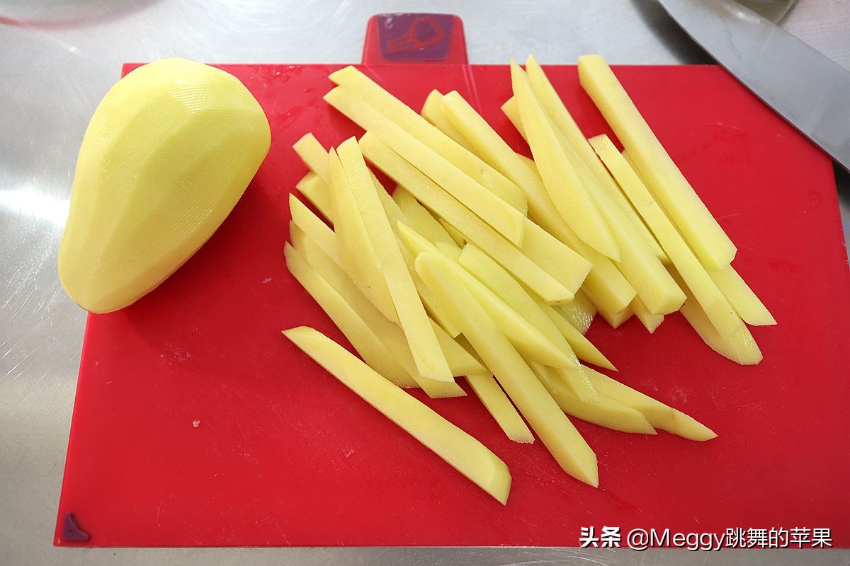 不用一滴油也能吃到健康美味炸鸡,自制肯德基炸鸡翅炸薯条