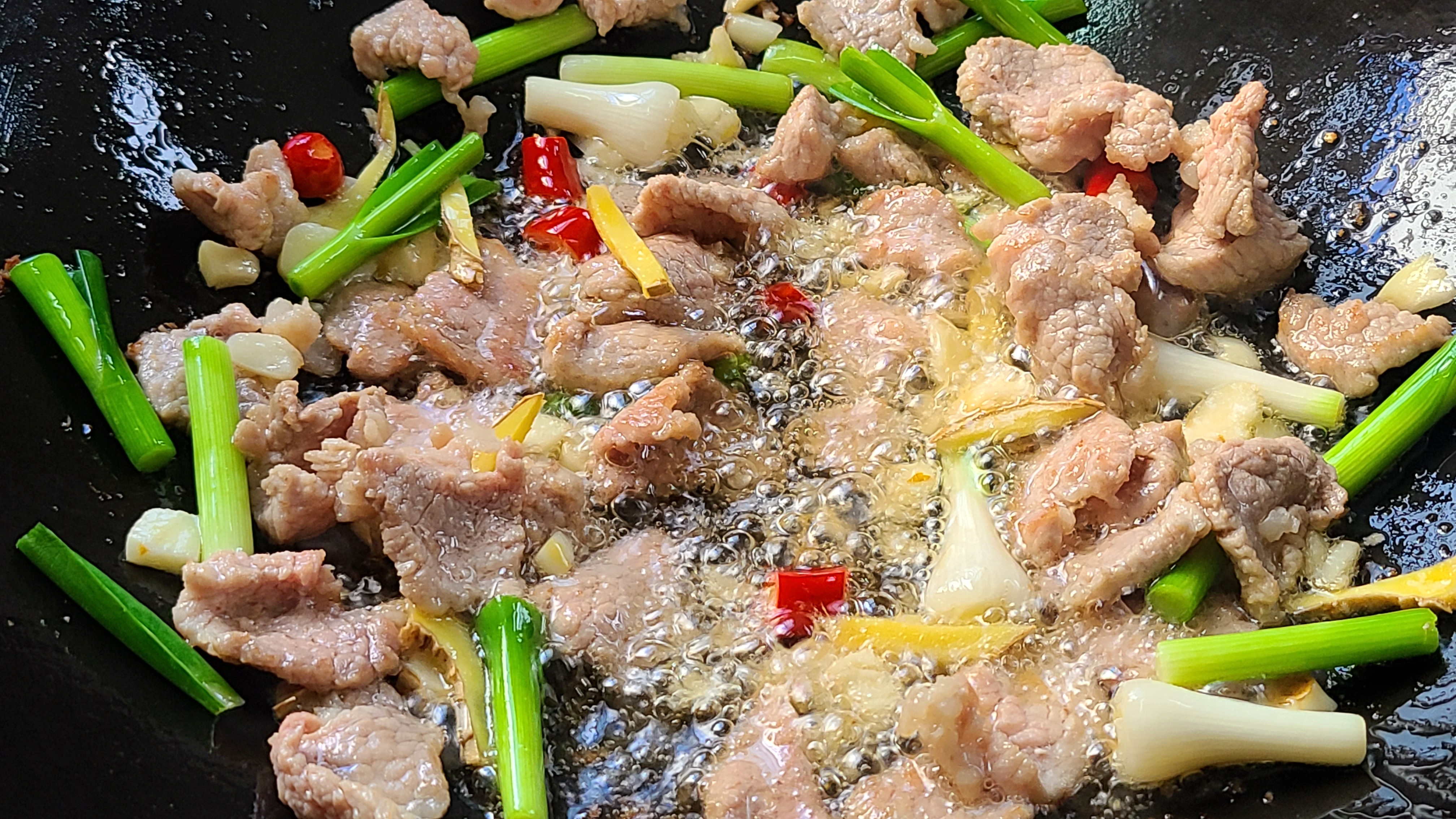 家庭小炒500款菜谱豆腐香干炒蒜苗,蒜苗香干炒肉怎么做香干才入味