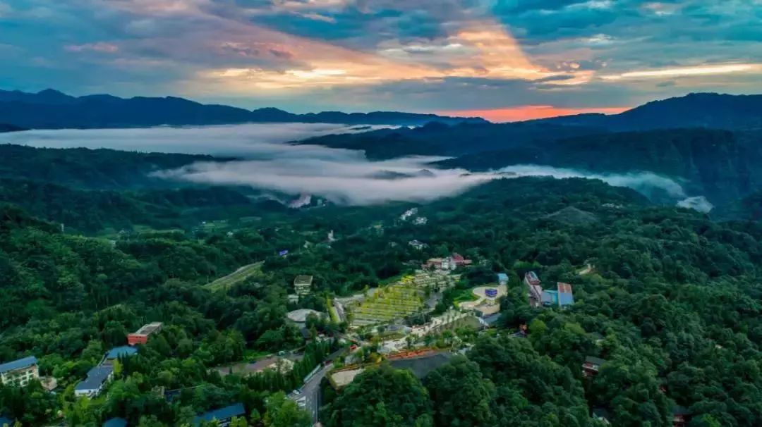 雅安楠水阁温泉游玩,雅安楠水阁酒店和梦温泉哪个好