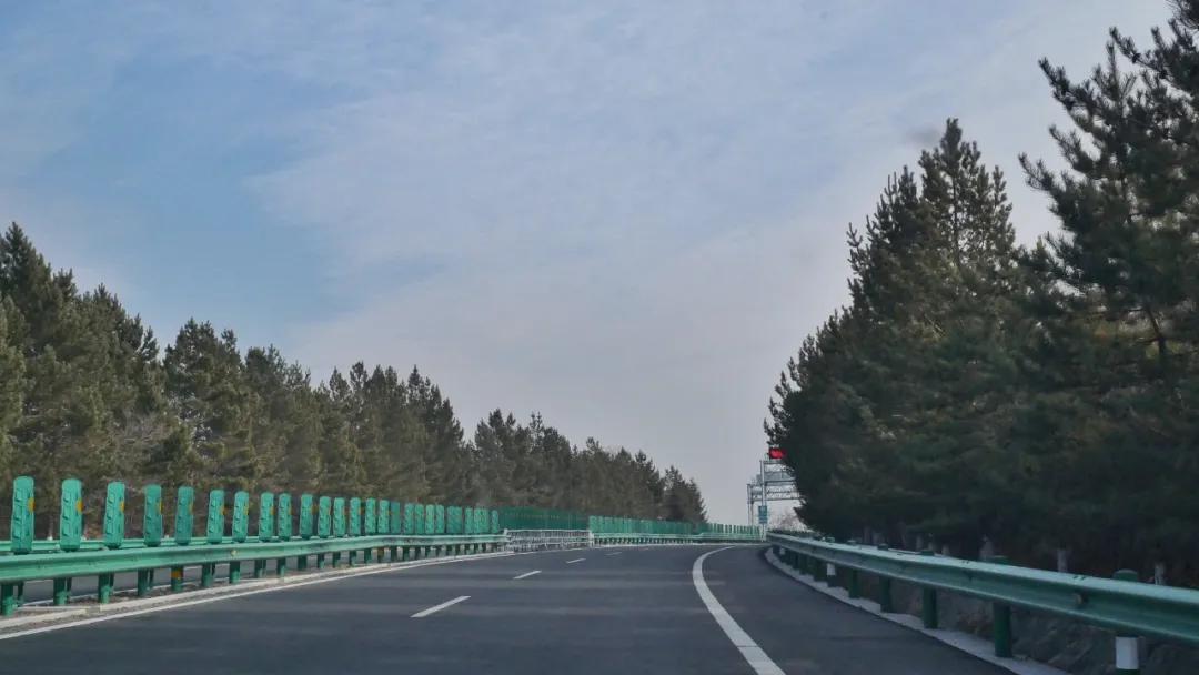 哎呀妈呀思密达，这座边境小城让我成功穿越