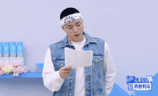 蔡徐坤同款潮鞋合集,蔡徐坤lisa虞书欣一起参加的综艺