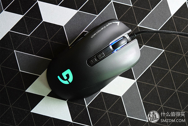 双十一高性价比鼠标推荐,一百多块高性价比鼠标推荐