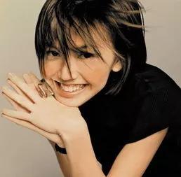 新加坡小众歌手孙燕姿,孙燕姿父亲是哪年去的新加坡