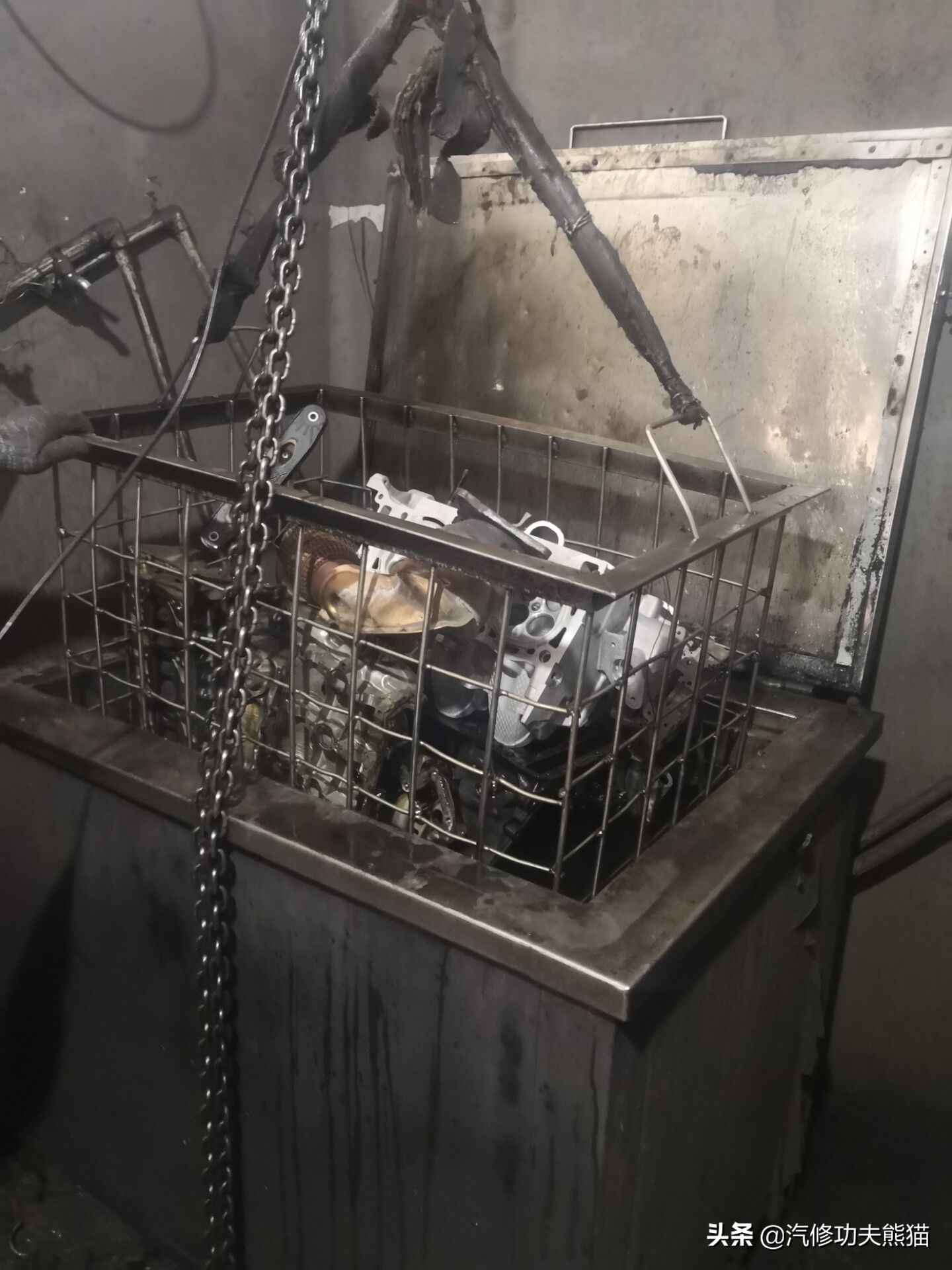 大众夏朗2.0t三代烧机油解决方法,大众夏朗1.8t烧机油