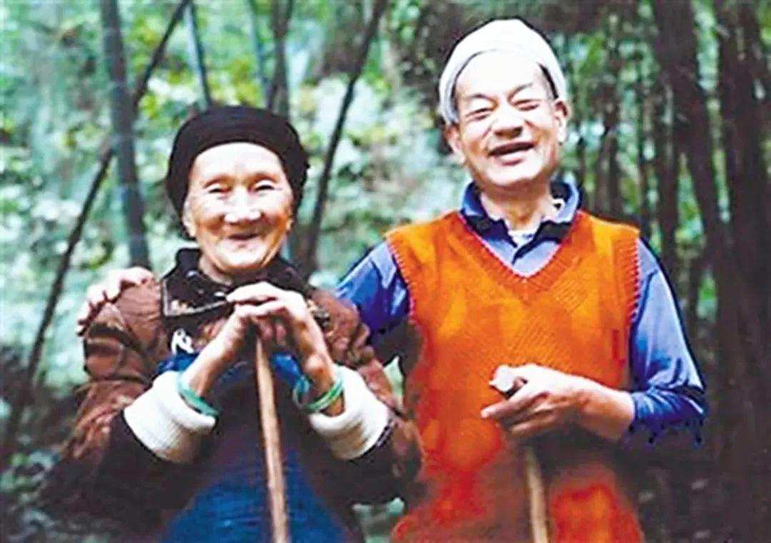 重庆小伙带29岁寡妇隐居深山50年,29岁寡妇跟19岁小伙私奔隐居深山