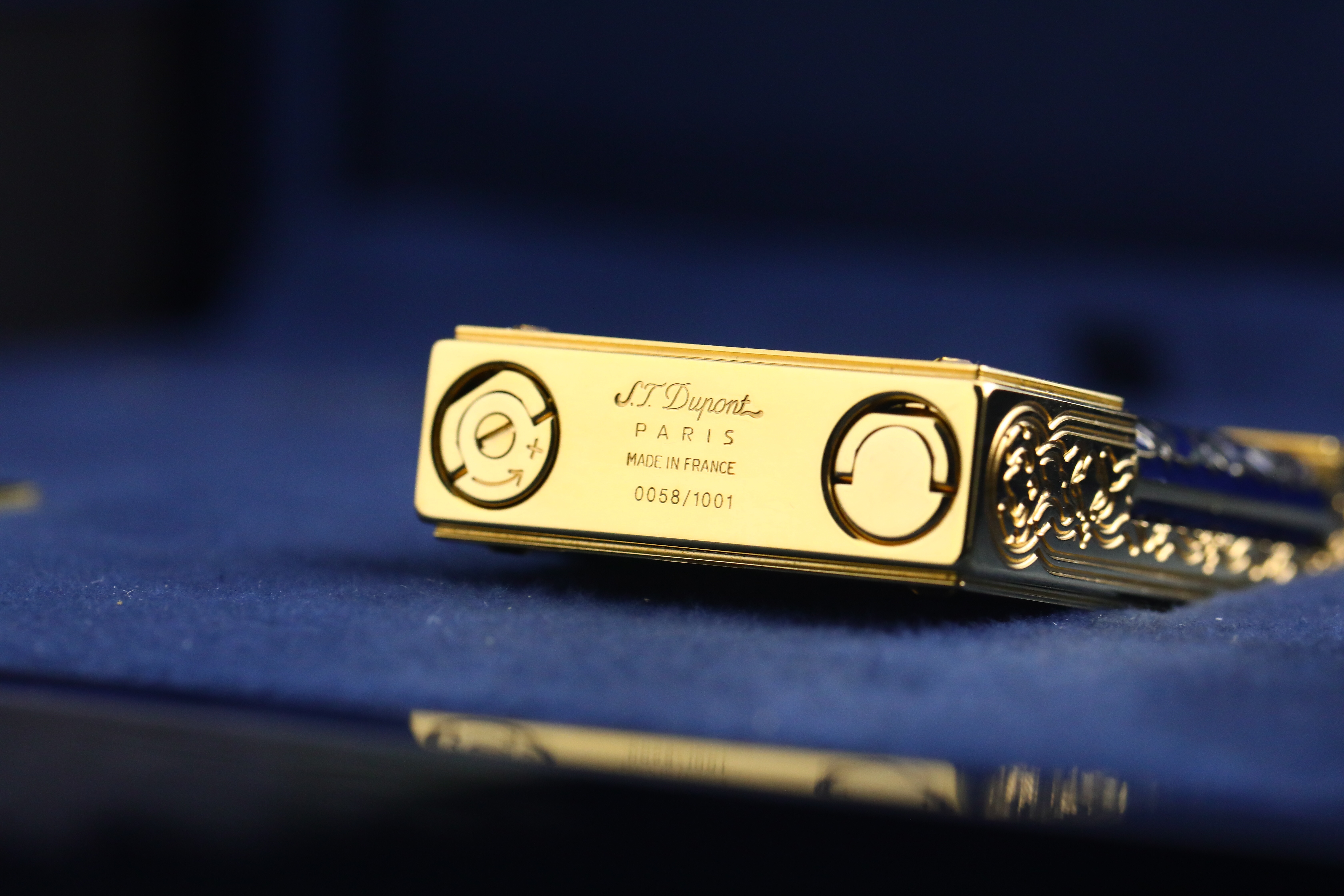 都彭限量版打火机 (都彭打火机70周年限量款)