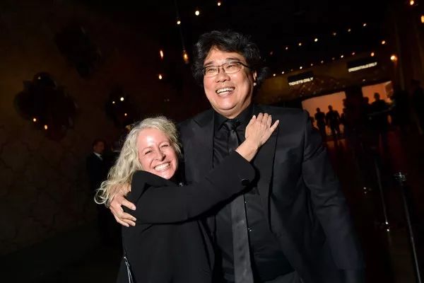 不管你服不服我是服了原版,不管你服不服视频