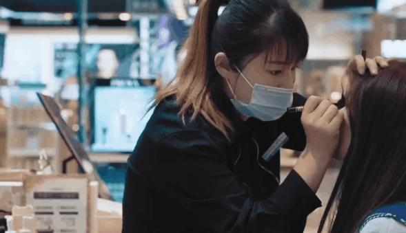 聊城的姐妹们，金鼎春季化妆防晒节活动大牌免费送！超值秒杀