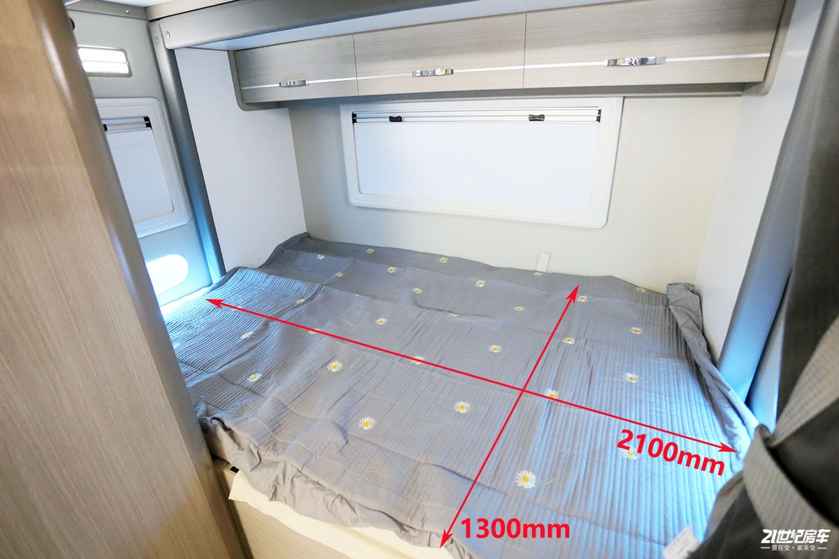 最新国产依维柯欧胜四驱房车,依维柯欧胜6.5吨悬挂