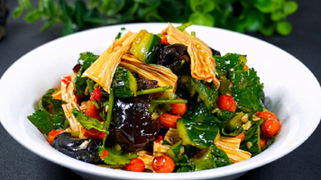 大热天一定要试试这个爽口小凉菜,夏季天热10道凉拌菜餐桌上