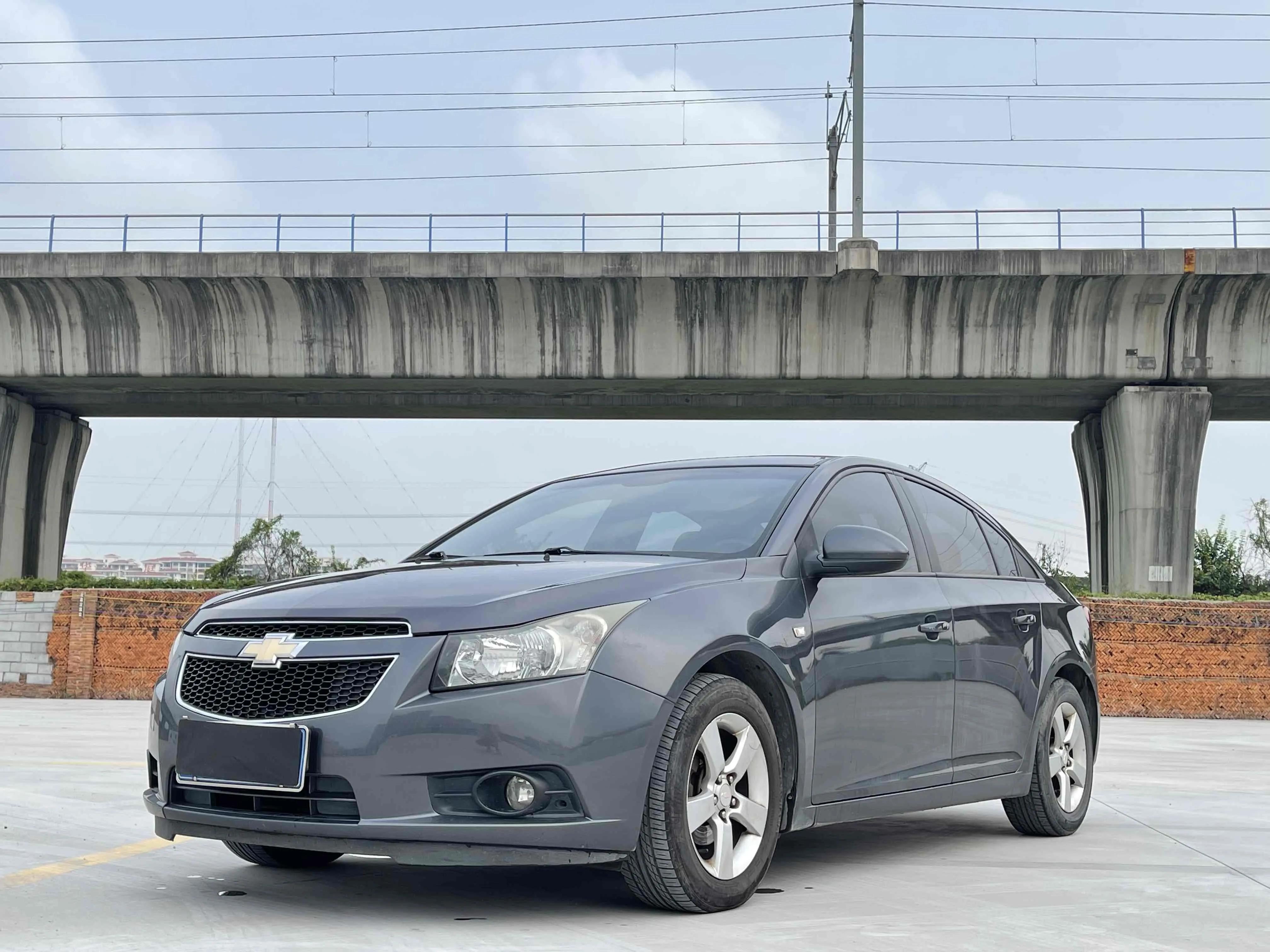 雪佛兰科鲁兹2009款1.6LSEAT图片欣赏