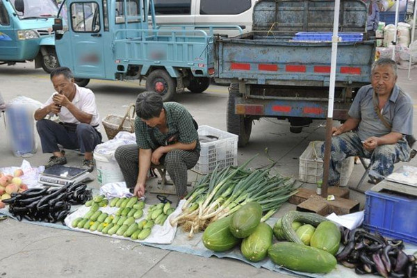 50岁在农村适合做啥小生意,家在农村适合做点什么小生意