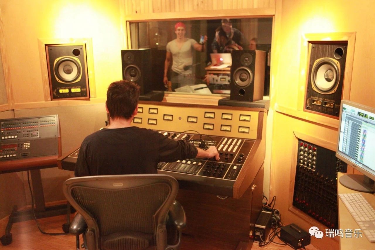 混响器的基本操作,混响器怎么关掉